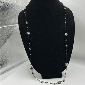 Elegant Black and Silver Pearl Necklace